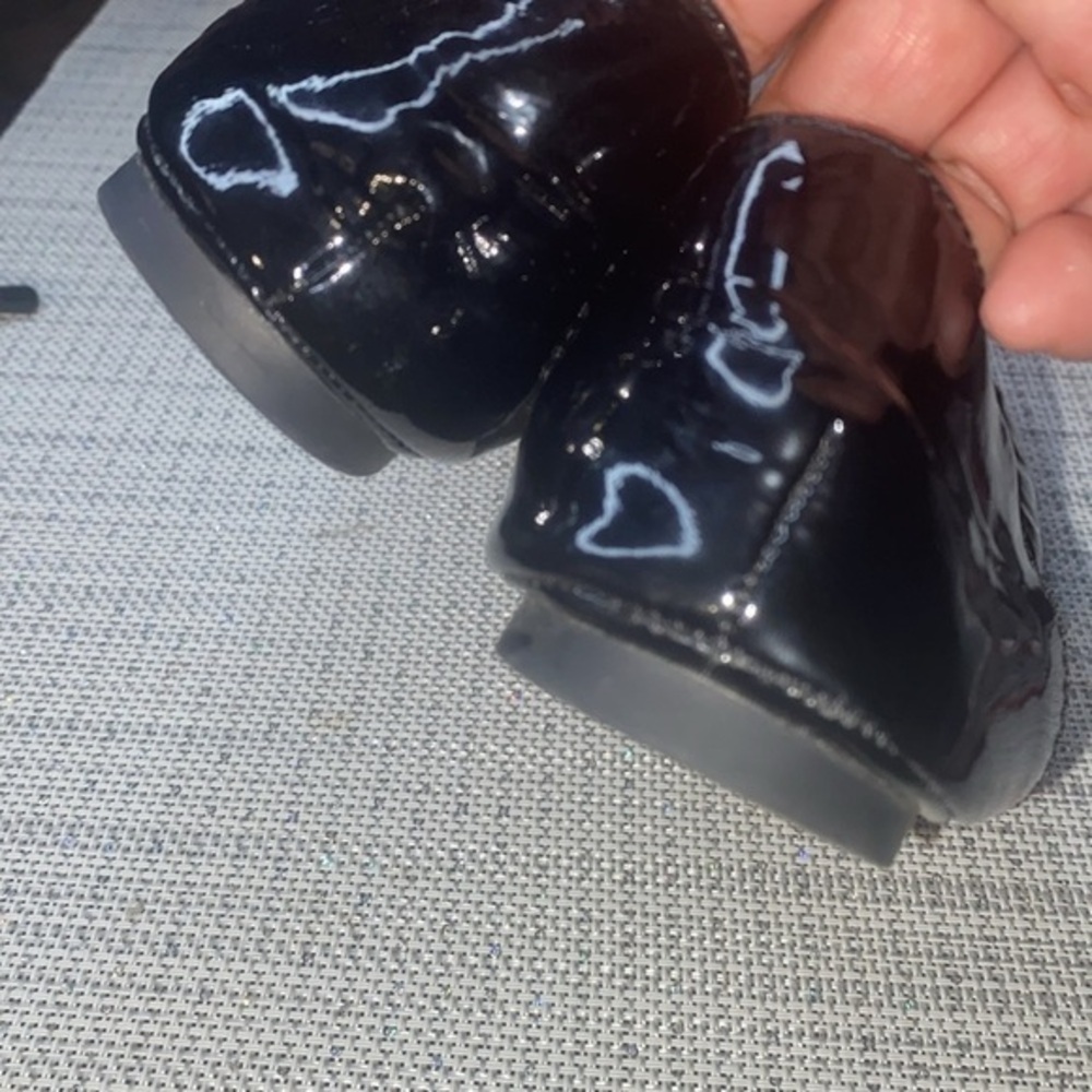 VINCE CAMUTO ELLEN BLACK PATENT LEATHER BALLET SHOES SIZE 38/ 8B - Picture 7 of 10